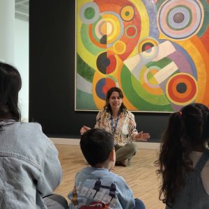 Aileyle Keşif: Rehberli Sergi Turu