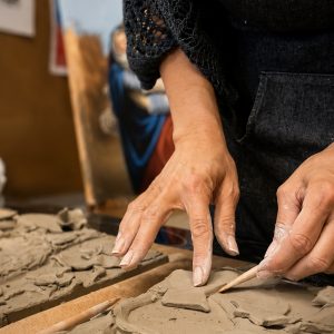 Geleneksel Motiflerle Seramik Atölyesi